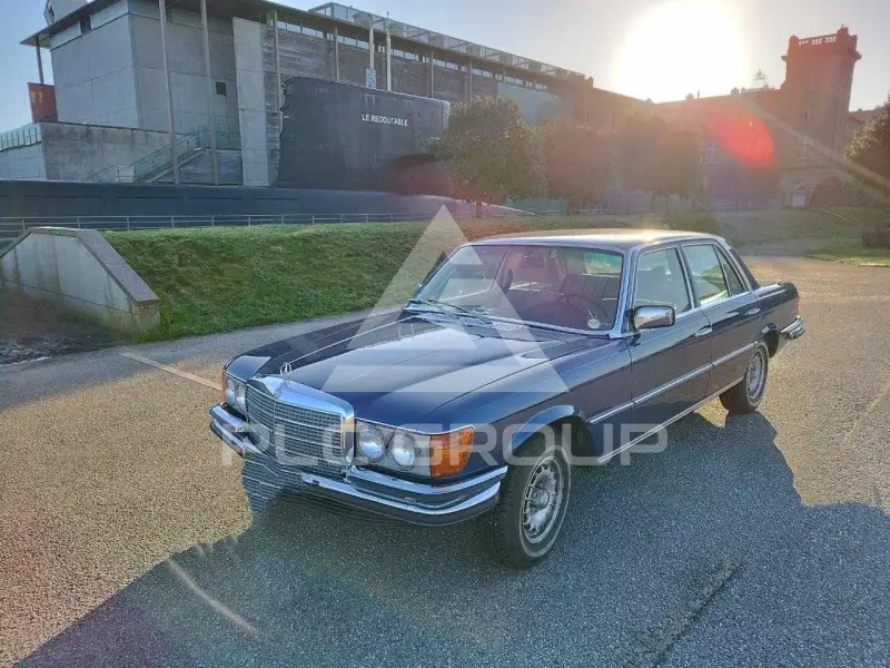1975 Mercedes Benz 280