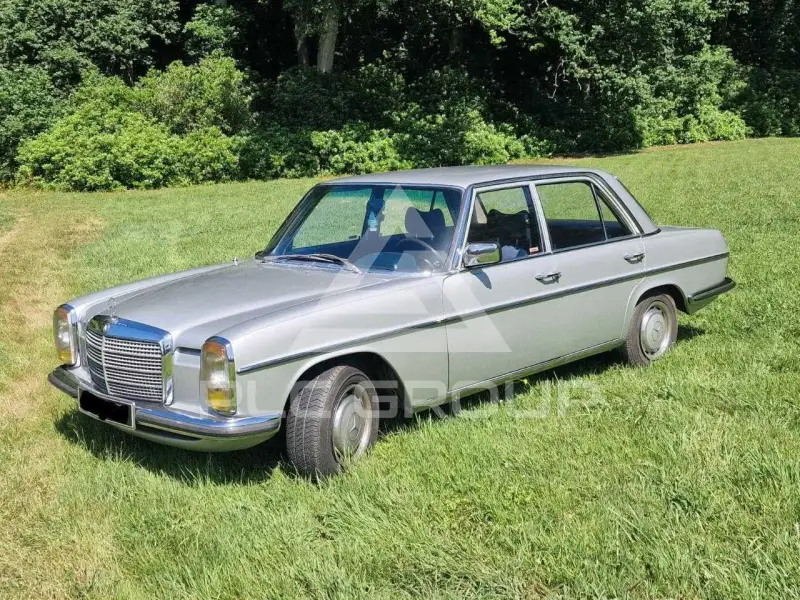 1975 Mercedes Benz 280