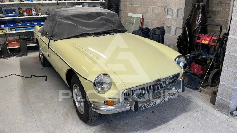 1976 MG 