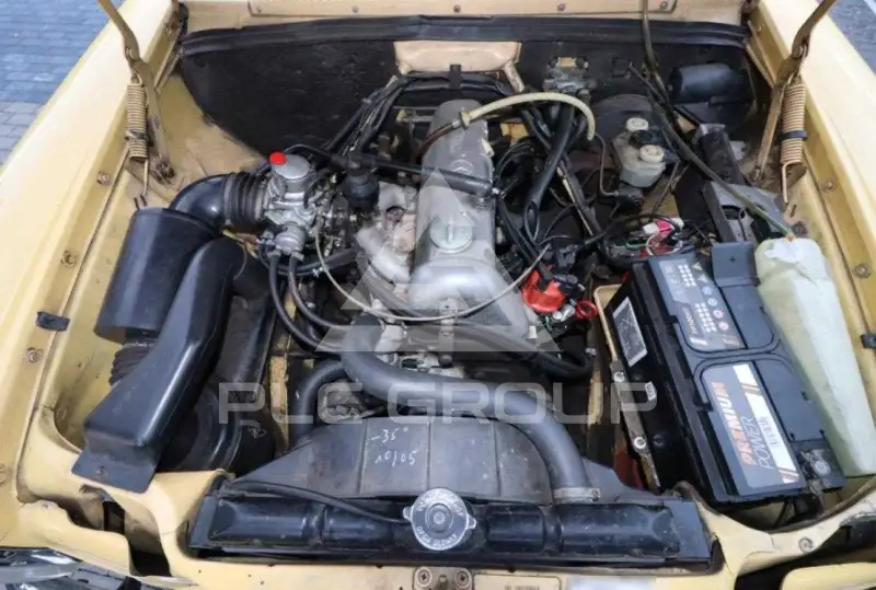 1976 Mercedes Benz 240