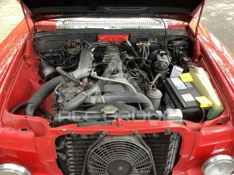 1976 Mercedes Benz 240