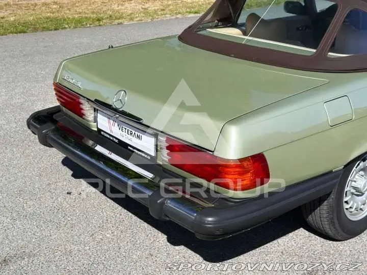 1976 Mercedes Benz SL-Class