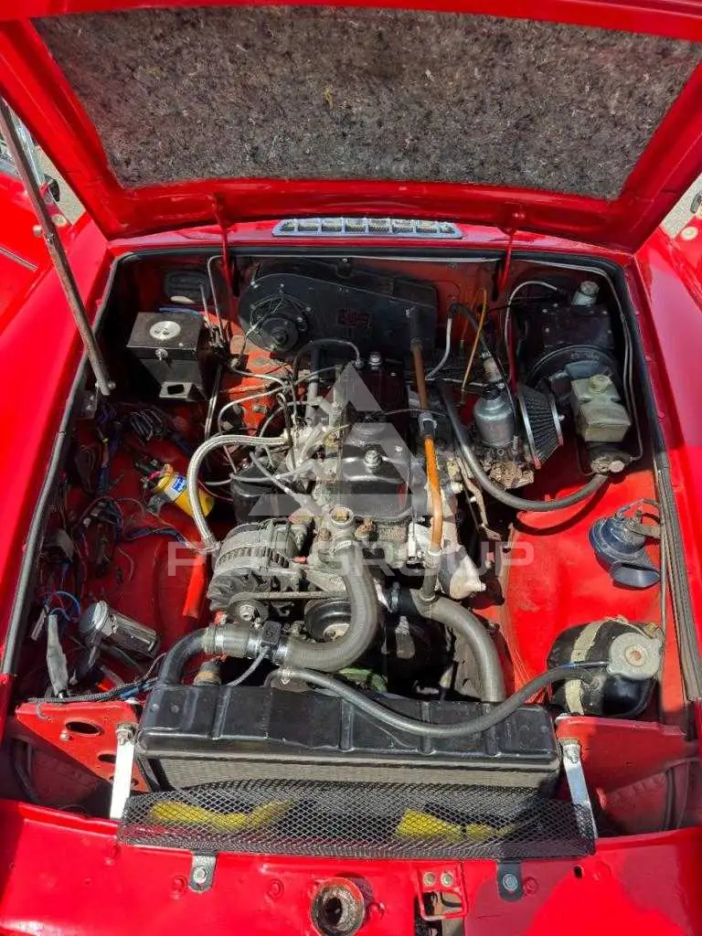 1977 MG 