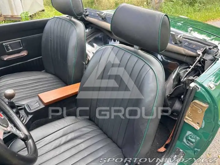 1977 MG 