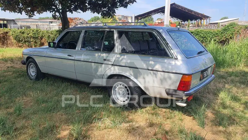 1979 Mercedes Benz 230