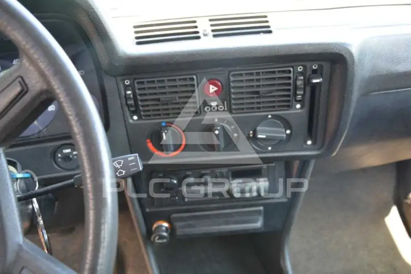 1981 BMW 330