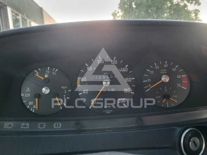 1981 Mercedes Benz 240