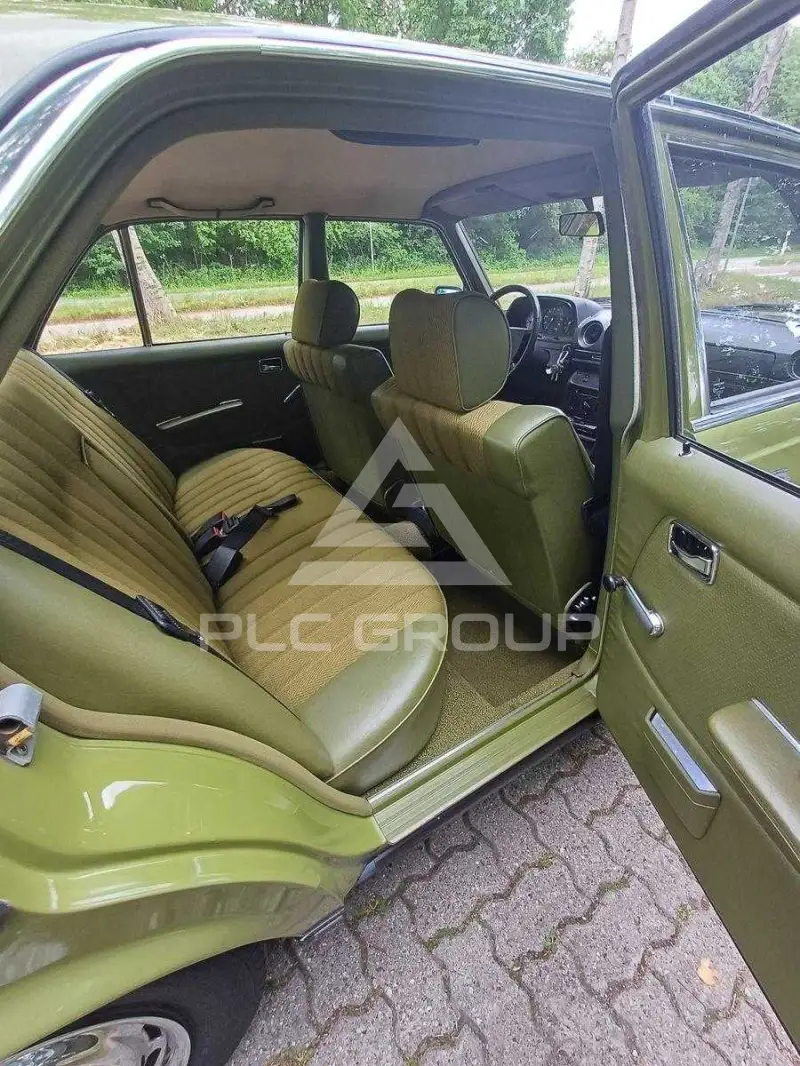 1981 Mercedes Benz 200