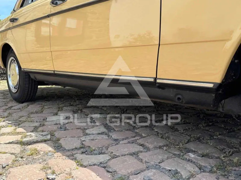1981 Mercedes Benz 200