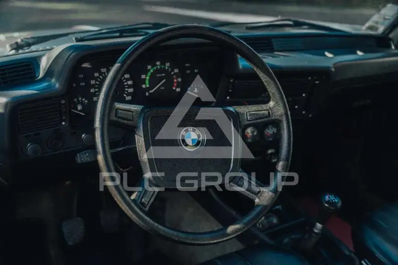 1982 BMW 330