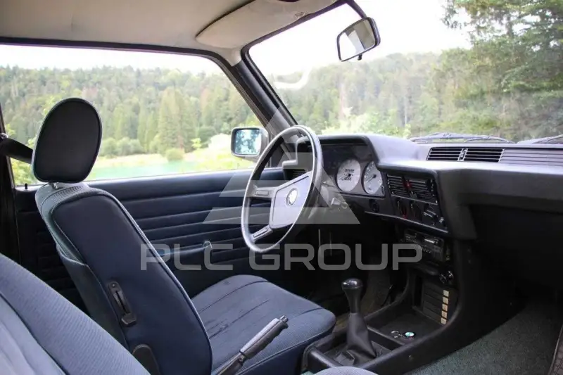 1982 BMW 330
