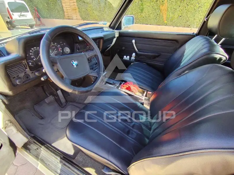1982 BMW 330
