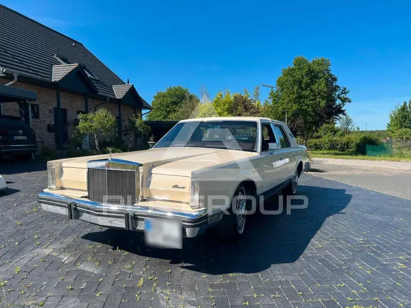 1982 Lincoln Continental