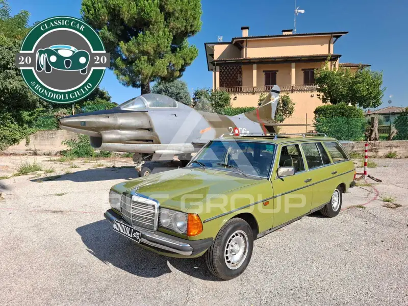1982 Mercedes Benz 240