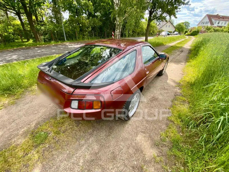 1984 Porsche 928
