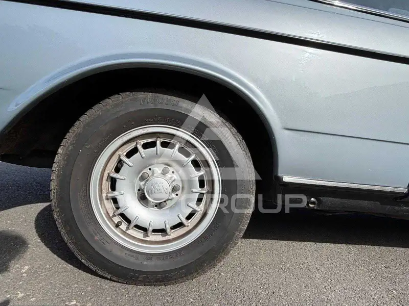 1984 Mercedes Benz 230