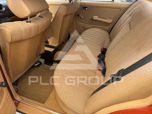1984 Mercedes Benz 200