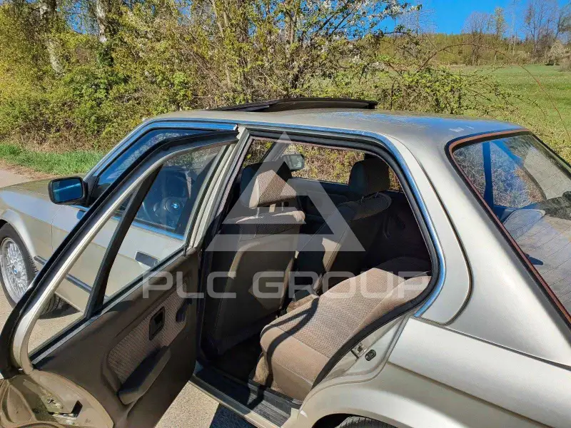 1985 BMW 330