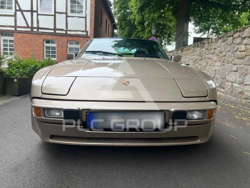 1985 Porsche 944