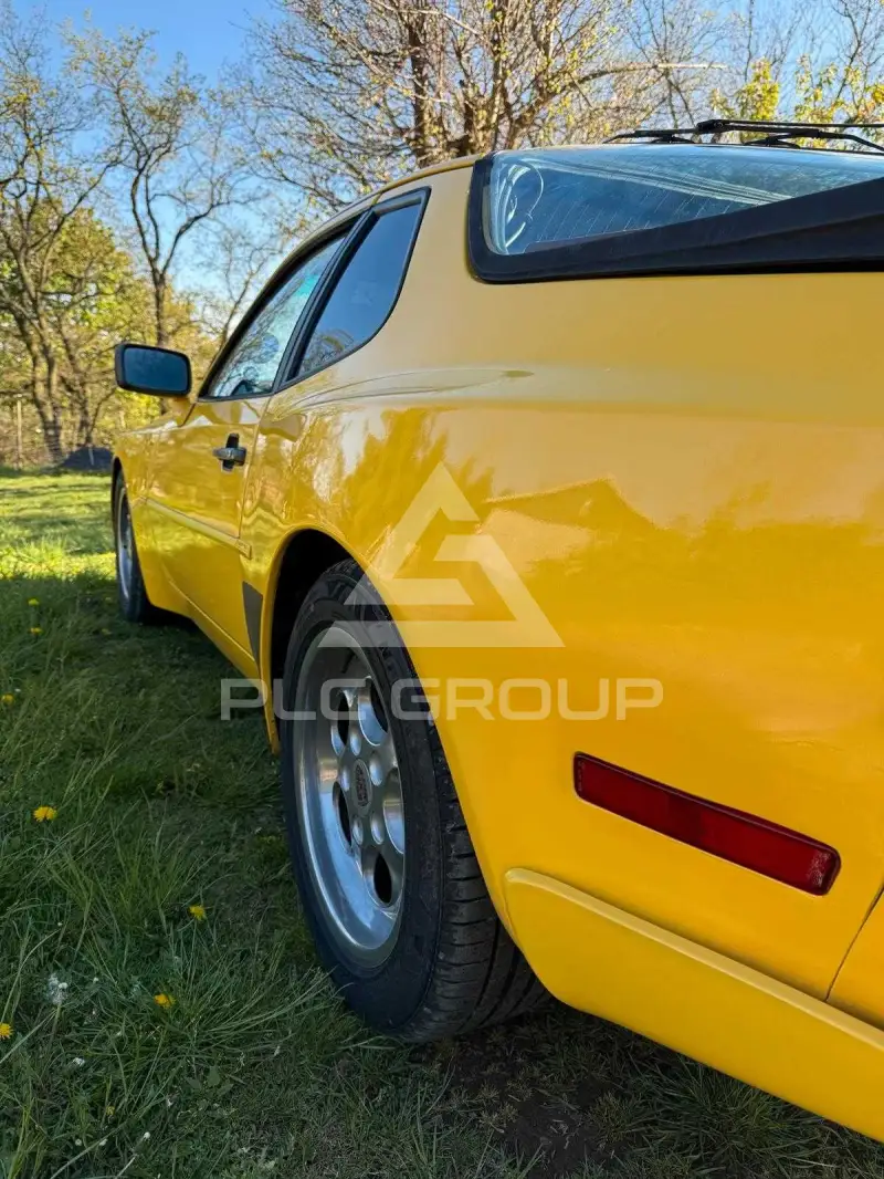 1986 Porsche 944