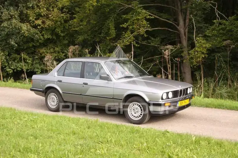 1987 BMW 330