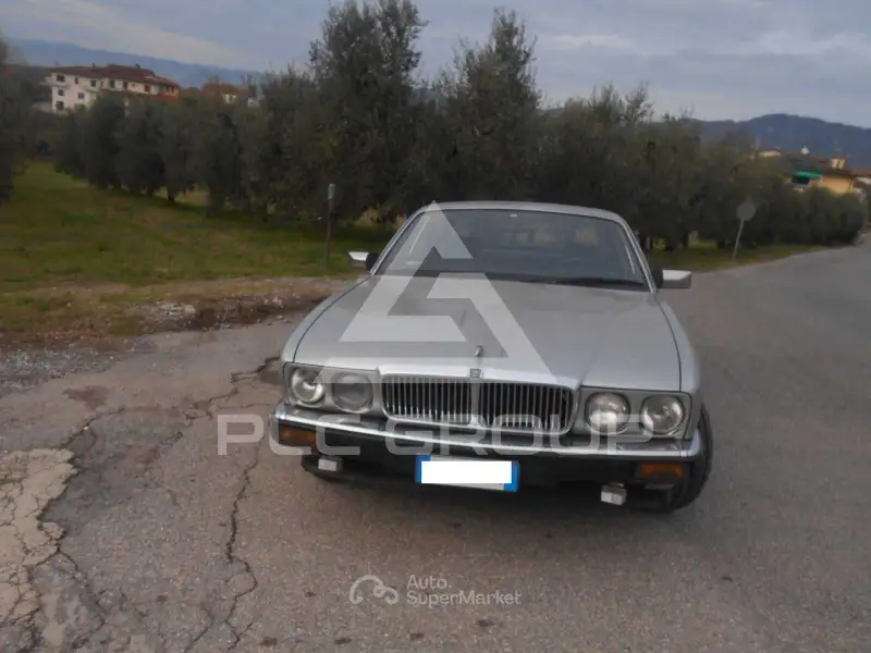 1987 Jaguar XJ