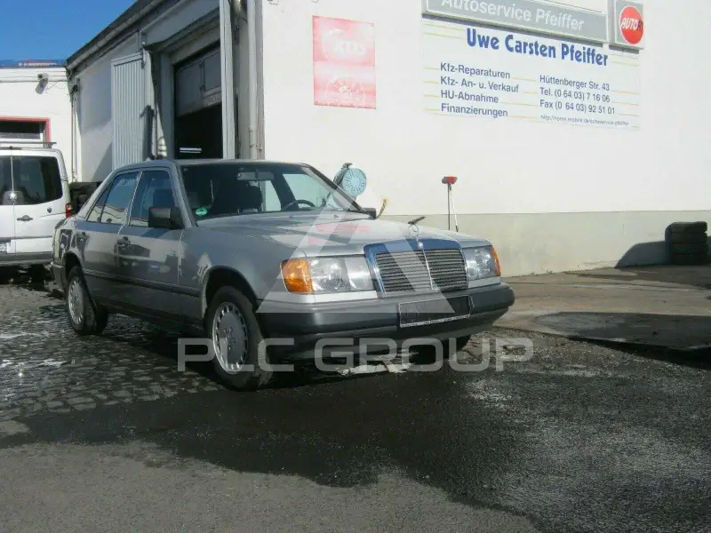 1987 Mercedes Benz 230