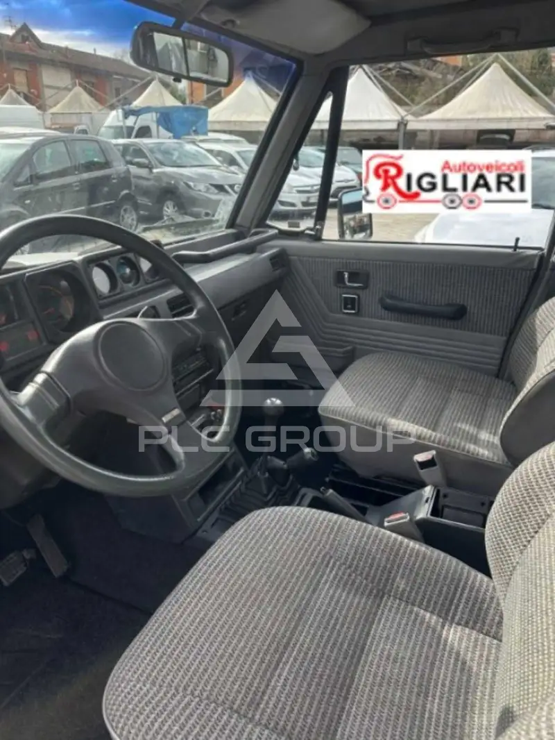 1988 Mitsubishi PAJARO