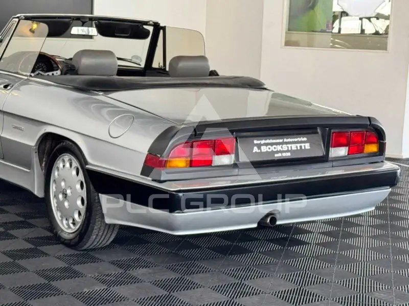 1988 Alfa Romeo Spider