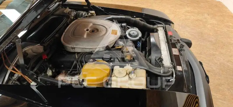 1988 Mercedes Benz 560