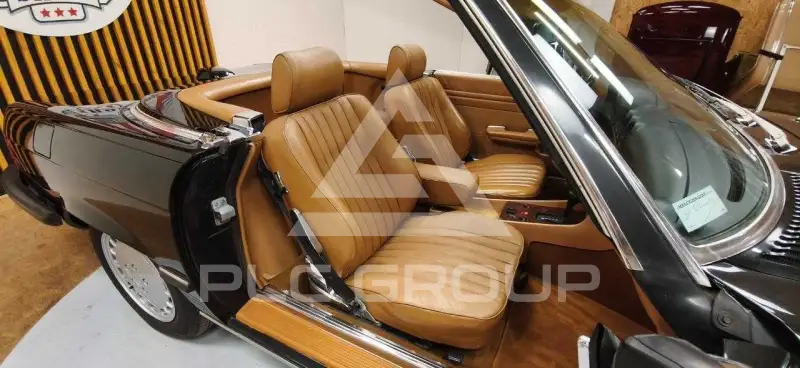 1988 Mercedes Benz 560