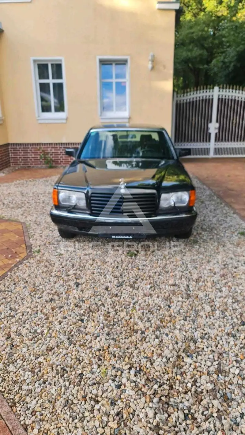 1988 Mercedes Benz 560