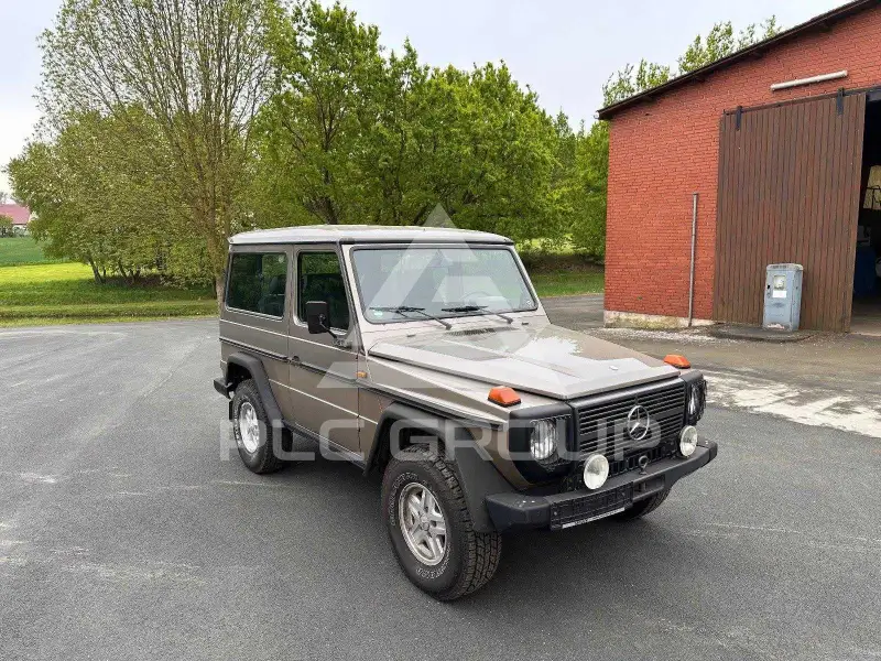 1988 Mercedes Benz 230