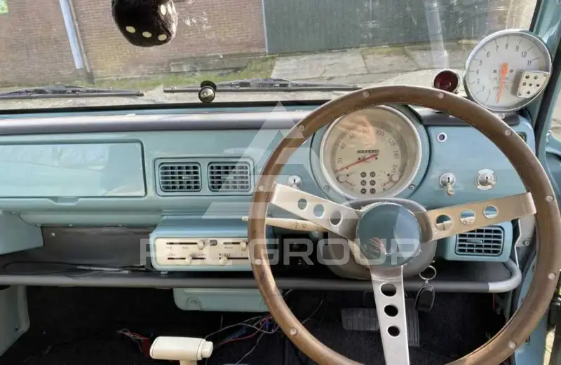 1989 Nissan Pao