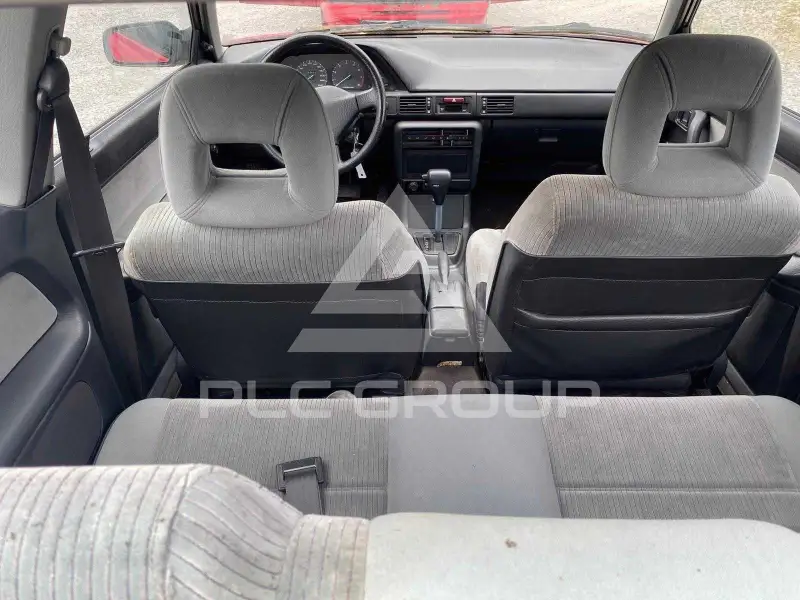 1989 Mazda 323