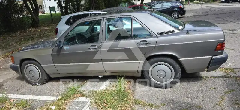 1989 Mercedes Benz 190