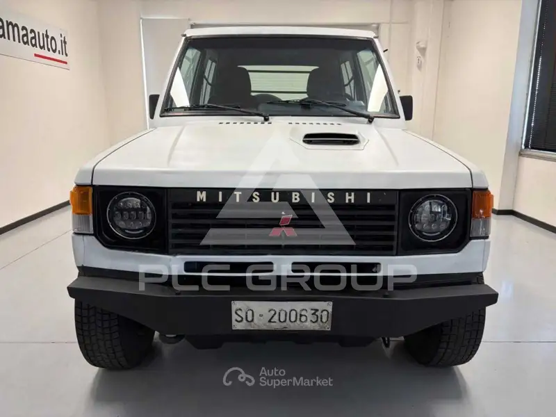 1990 Mitsubishi PAJARO