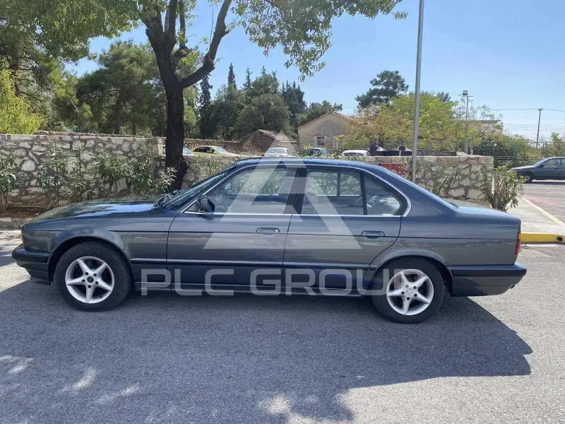 1990 BMW 523