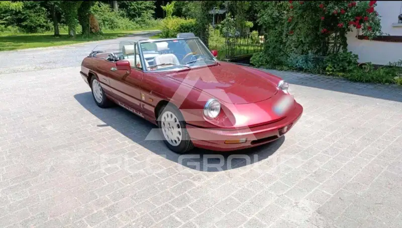 1990 Alfa Romeo Spider