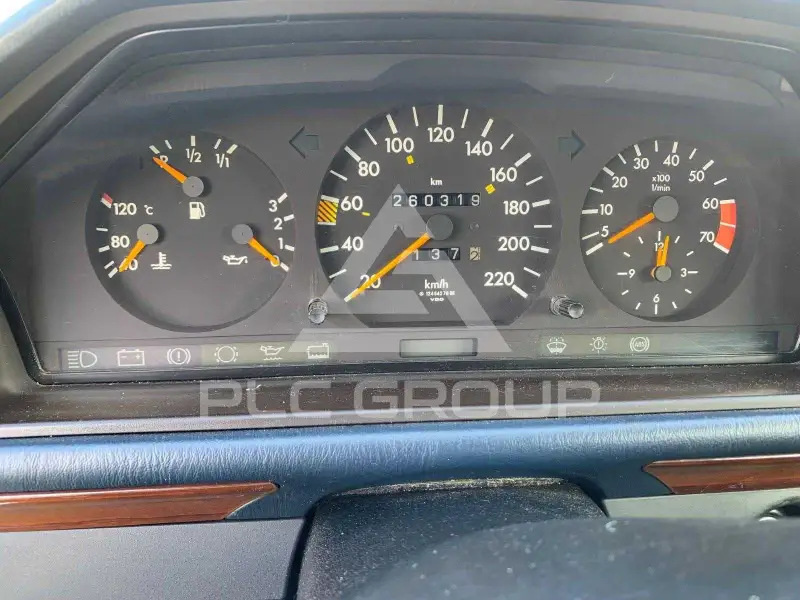 1990 Mercedes Benz 230