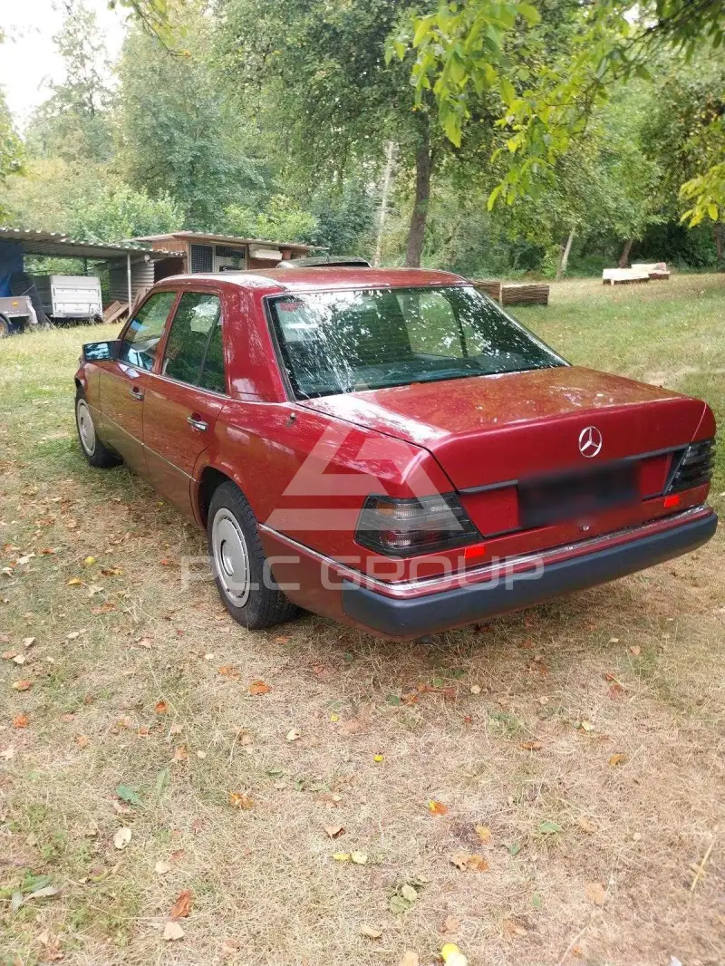 1990 Mercedes Benz E-Class