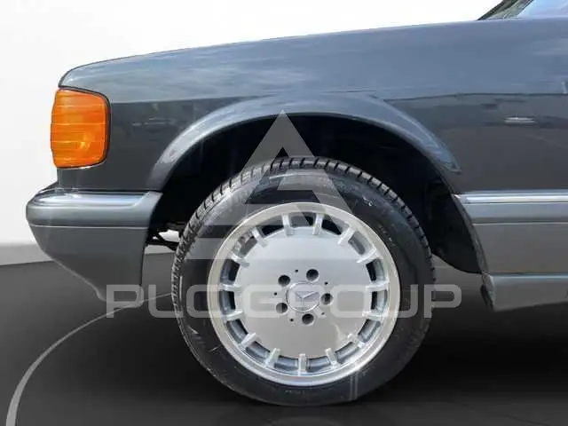 1990 Mercedes Benz S-Class