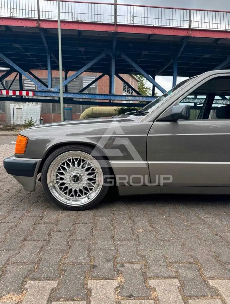 1990 Mercedes Benz 190