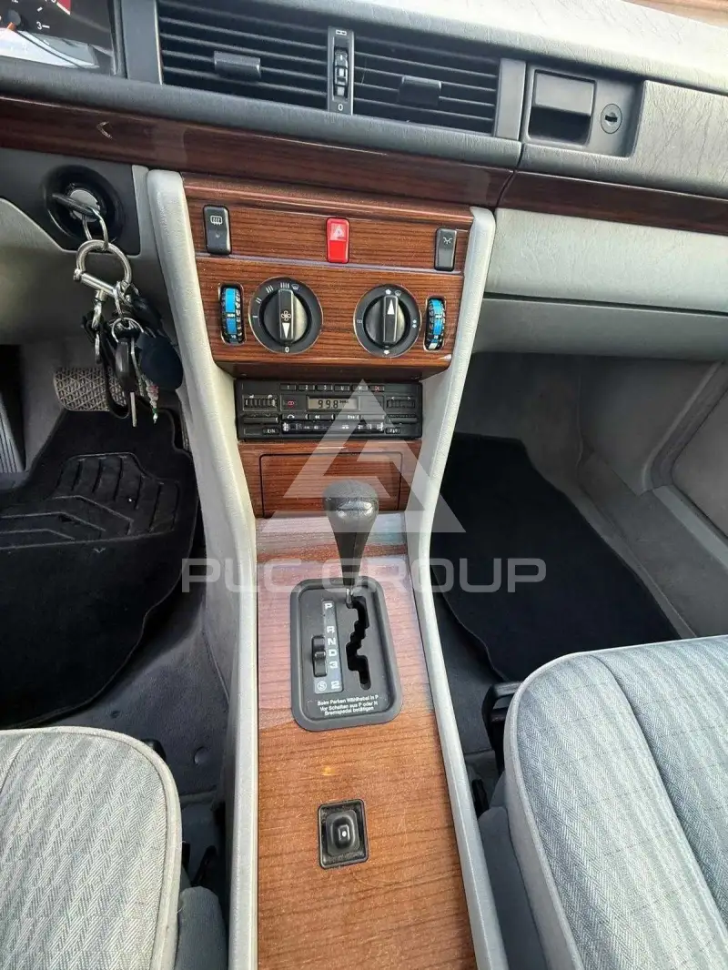 1990 Mercedes Benz 420