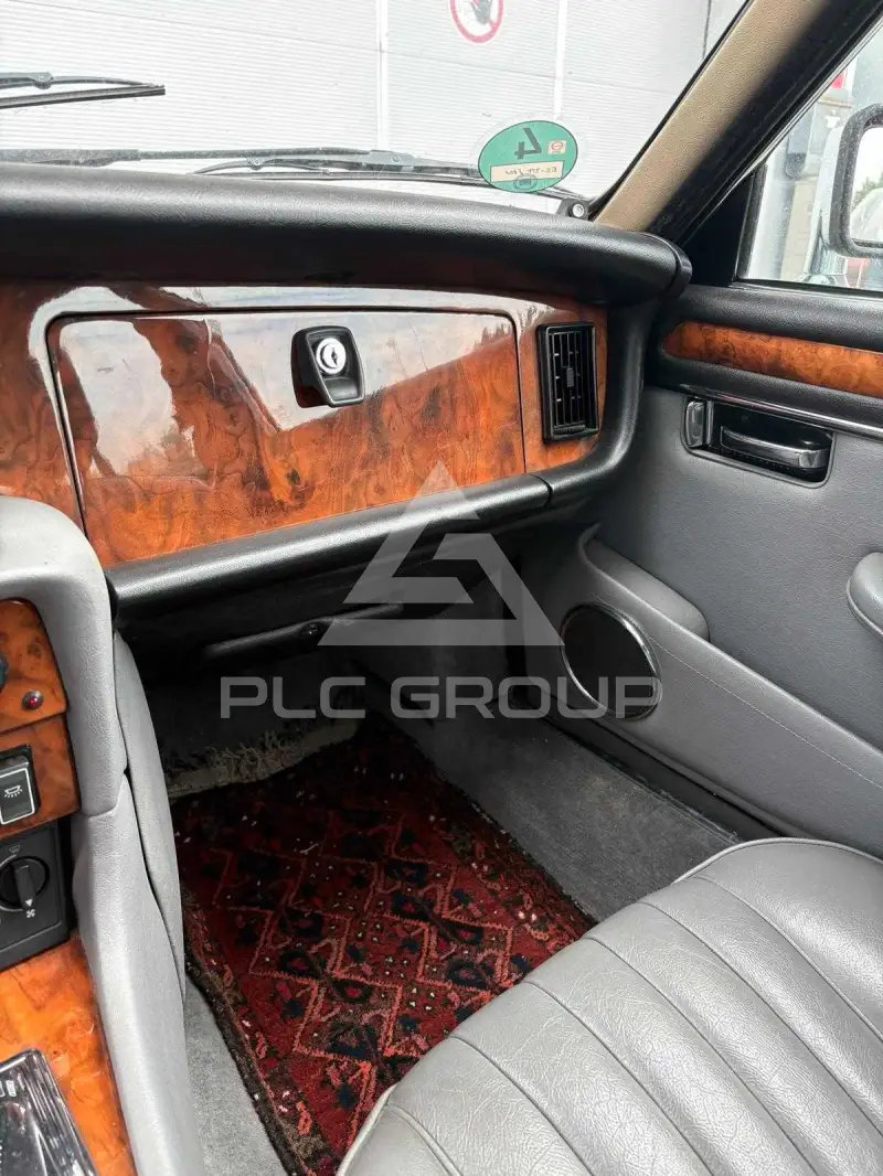 1991 Jaguar XJ
