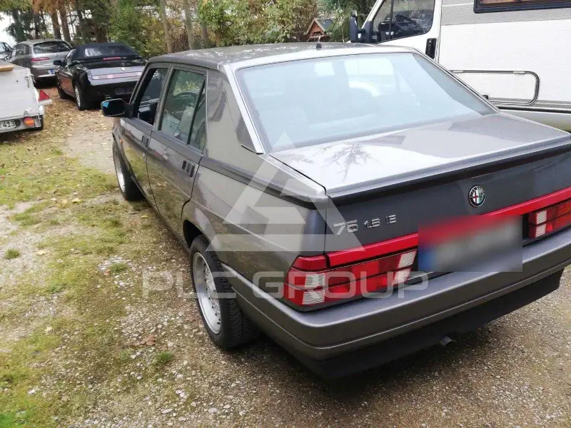 1991 Alfa Romeo 75