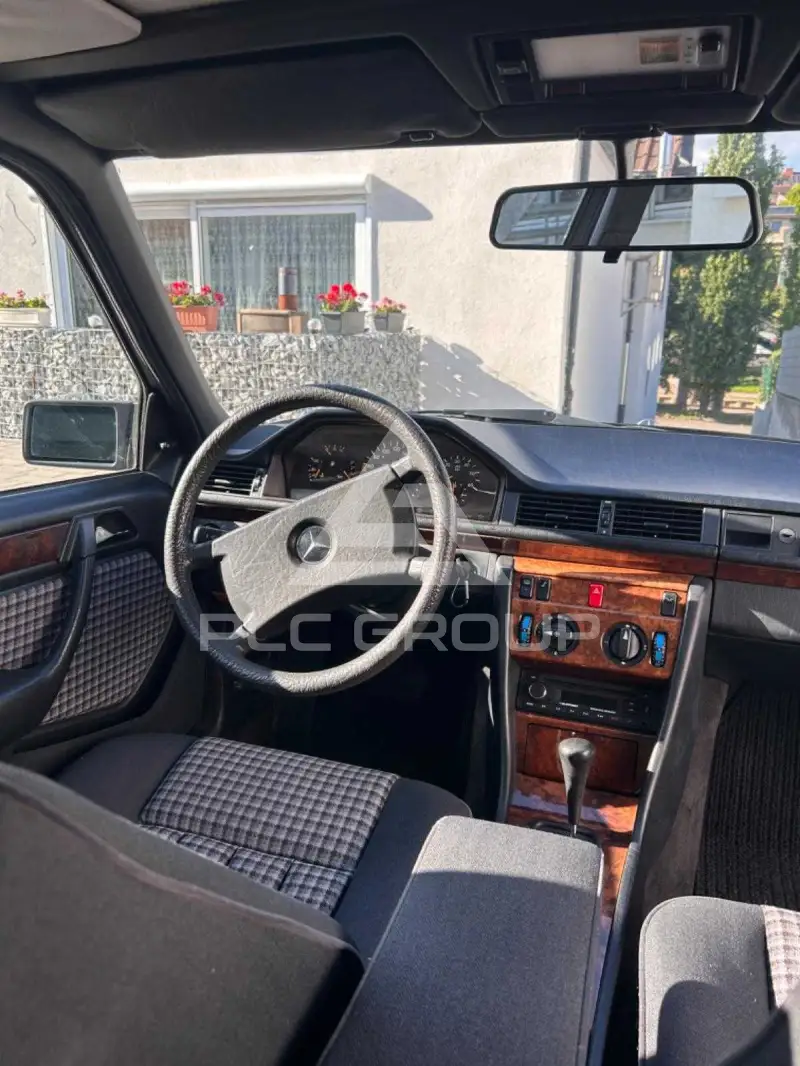 1991 Mercedes Benz 420
