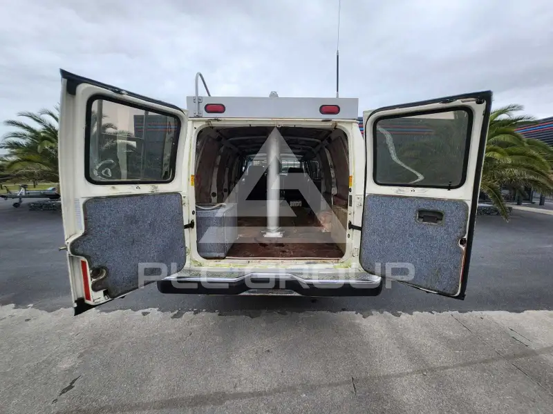 1991 Ford E-350