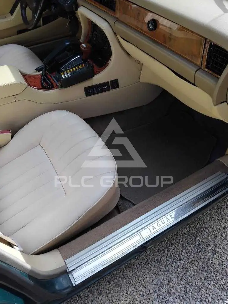 1992 Jaguar XJ