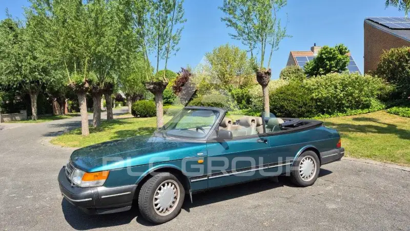 1992 SAAB 900